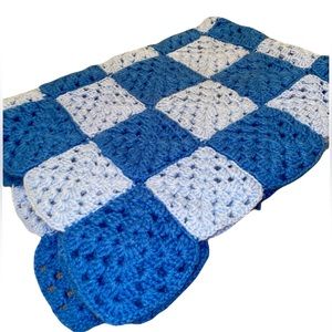 Handknit Crochet Throw Blanket 27X34”